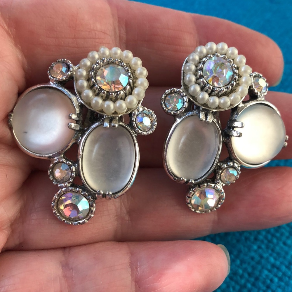 Large Selro vintage clip on Rhinestone earrings
